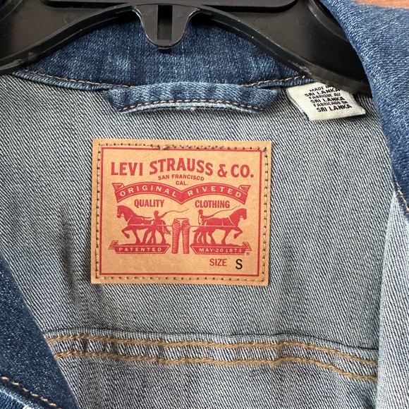 Levi’s Denim Jacket, never worn. - Picture 2 of 3